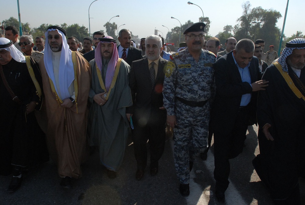 Sunni, Shia leaders celebrate Al-Aimma Bridge reopening