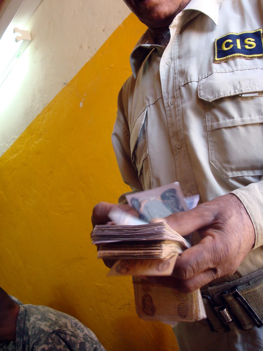 Hammer Co. transitions to over-watch as government of Iraq conducts their first pay day