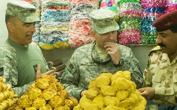 Generals take in sights of al Kut