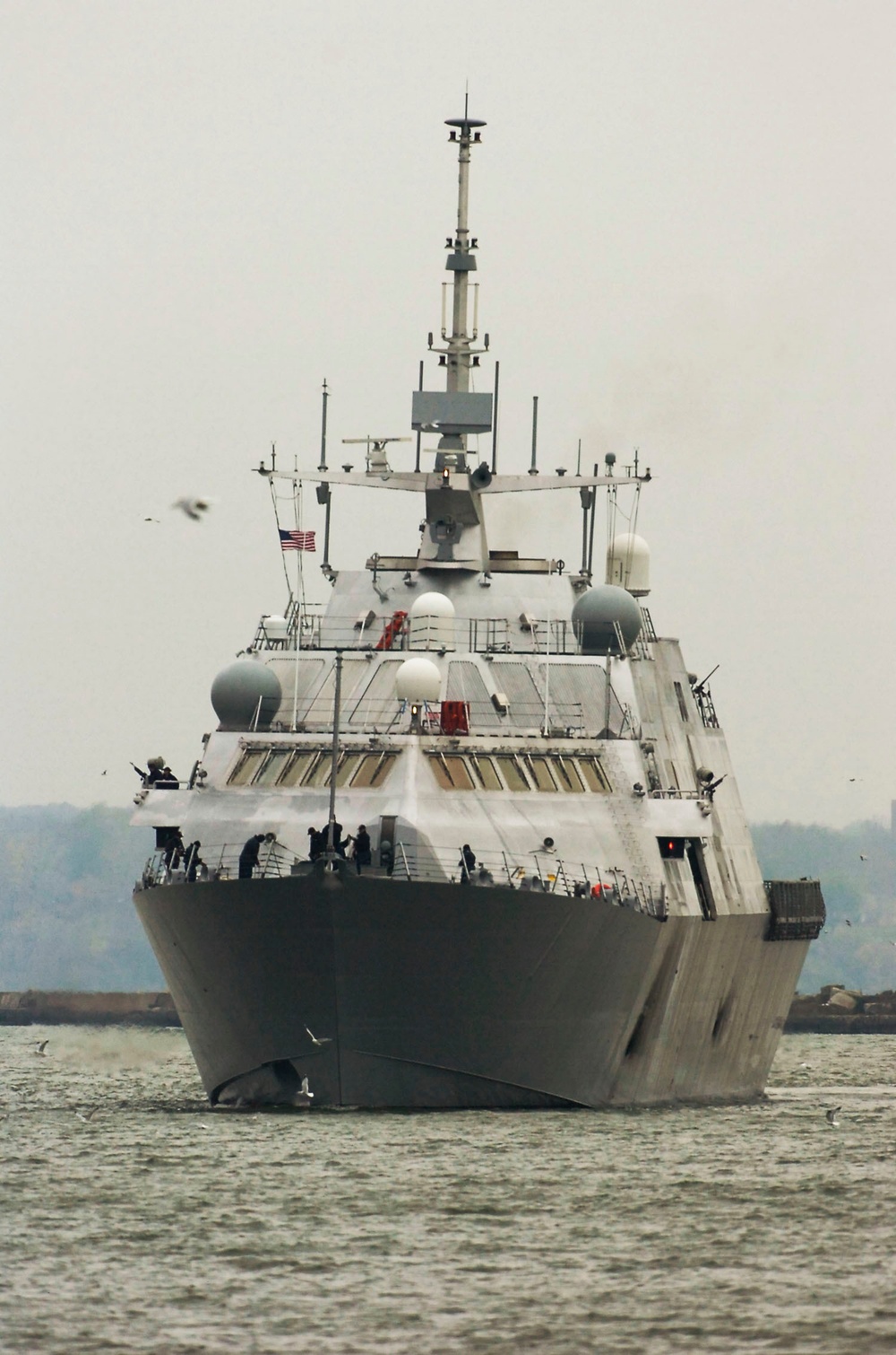 USS Freedom's port visit in Cleveland