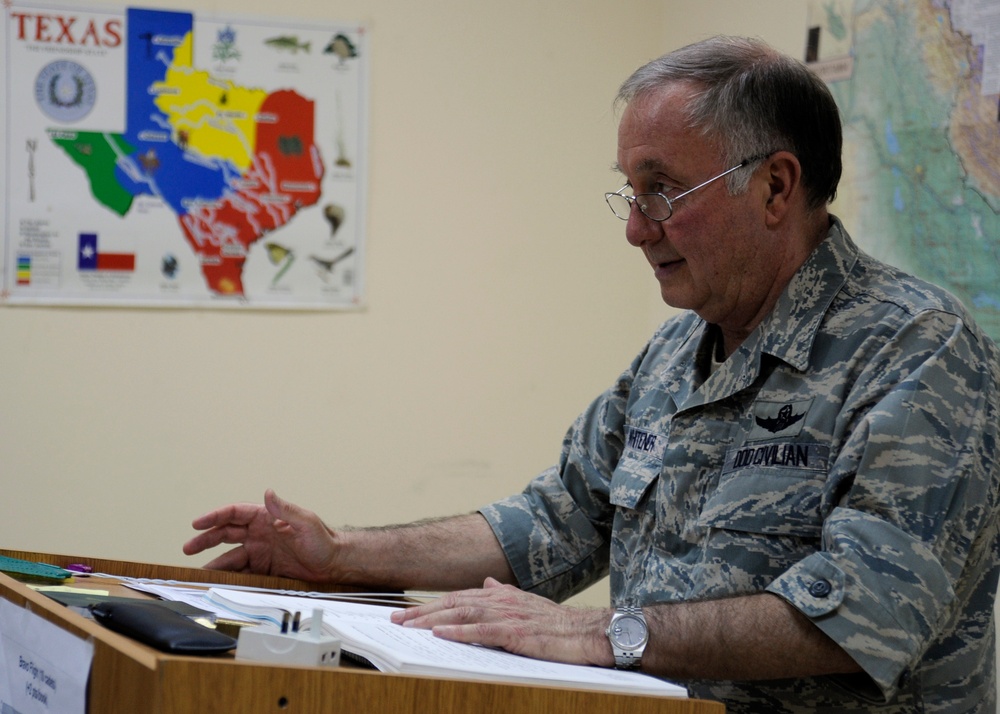 Iraqi Air Force Cadets Learn English