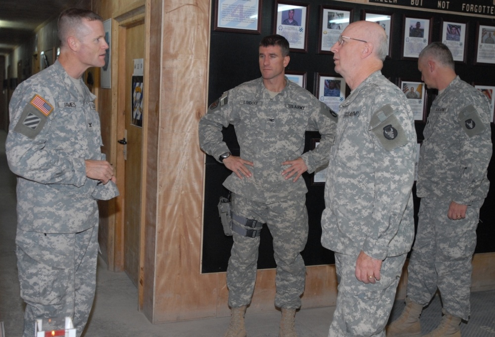 34th Infantry Division commander visits Forward Operating Base Kalsu