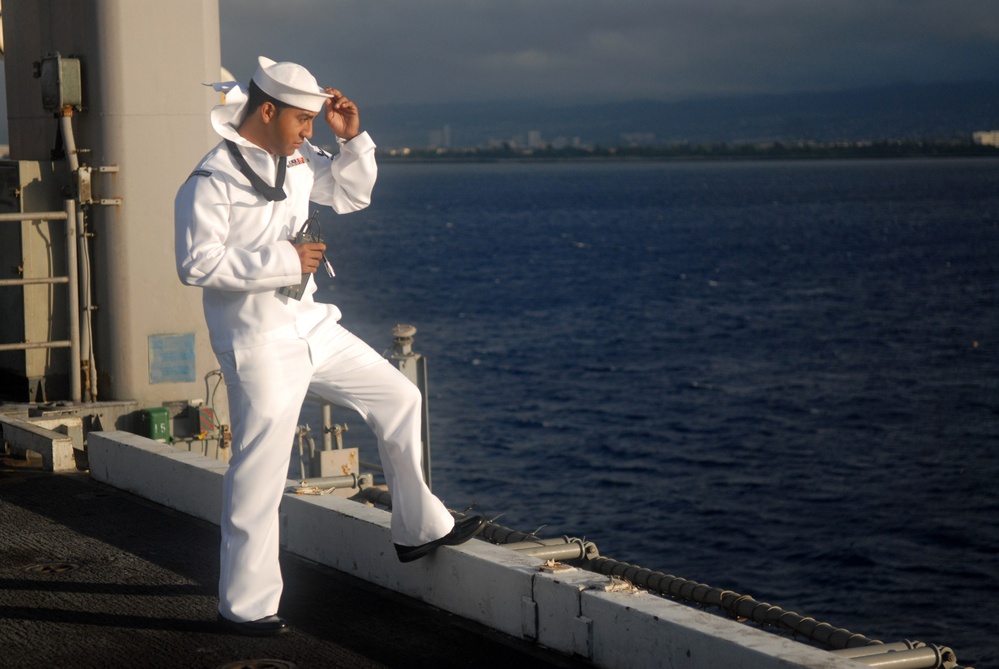 USS Ronald Reagan at Pearl Harbor