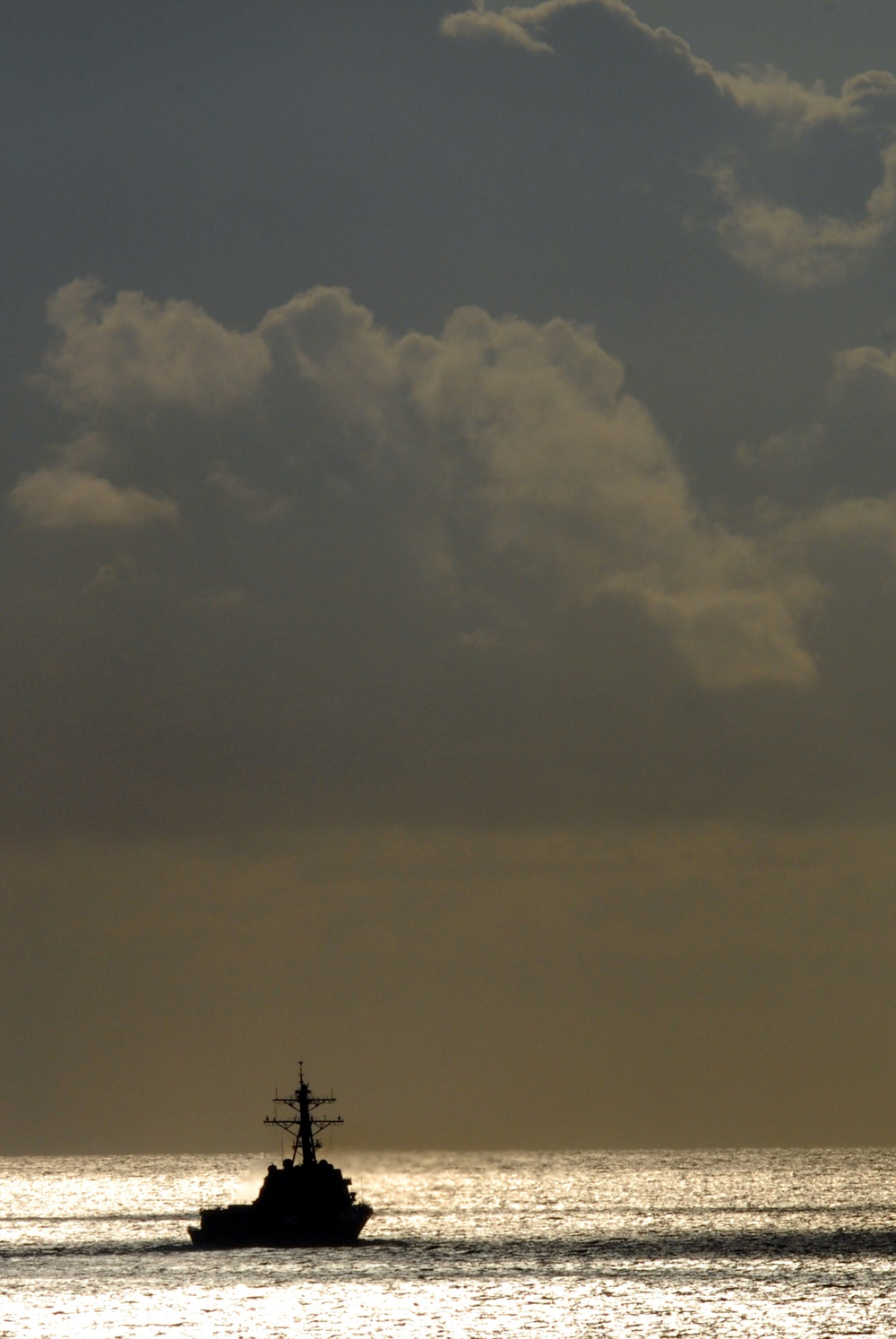 USS Ronald Reagan in Pearl Harbor