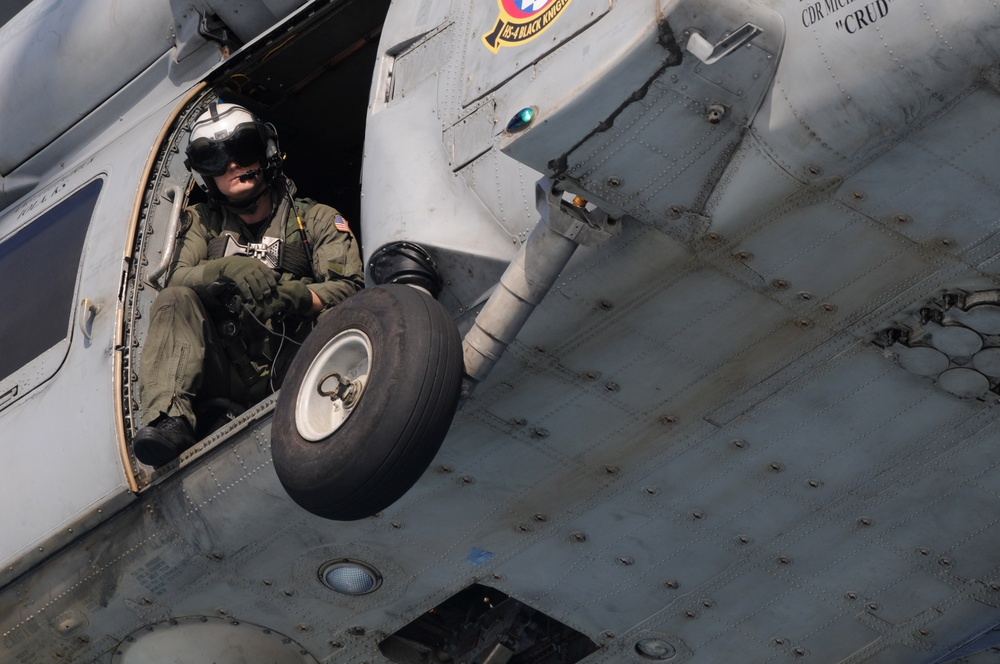 Vertical replenishment aboard USS Ronald Reagan