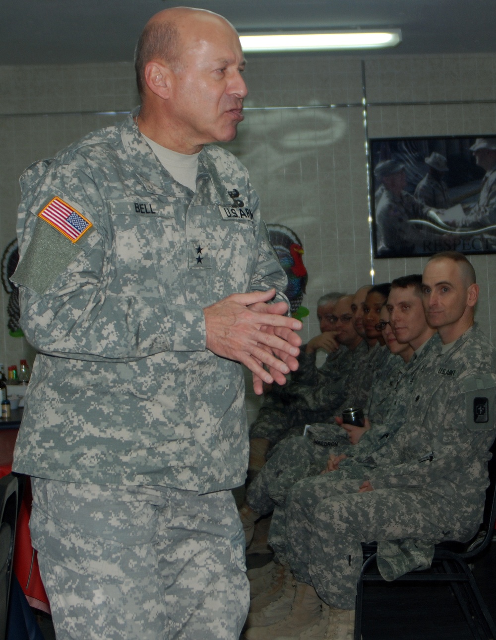 Major General Bell speaks to Soldiers in Kuwait