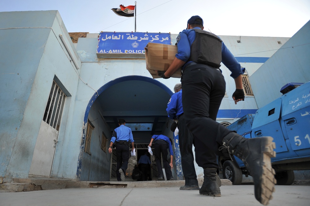 Walking patrol in Shurta market