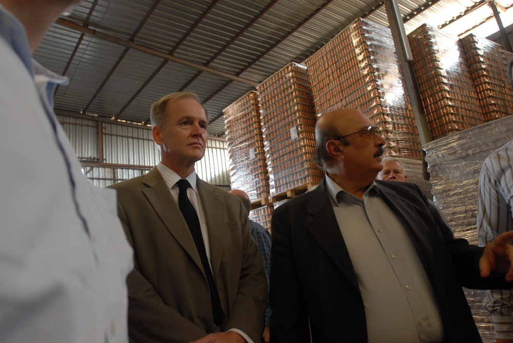 Raider Embedded Provincial Reconstruction Team builds upon Rashid District's economic capacity to foster Iraqi business