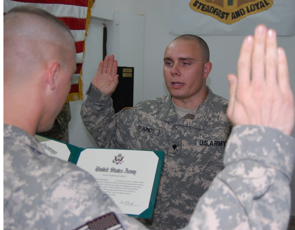 Gambler Gun company first to make Combat Aviation Brigade reenlistment mission