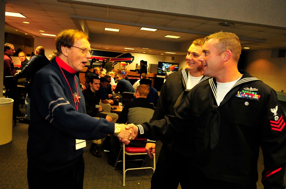 'Monday Night Football' for USS Freedom