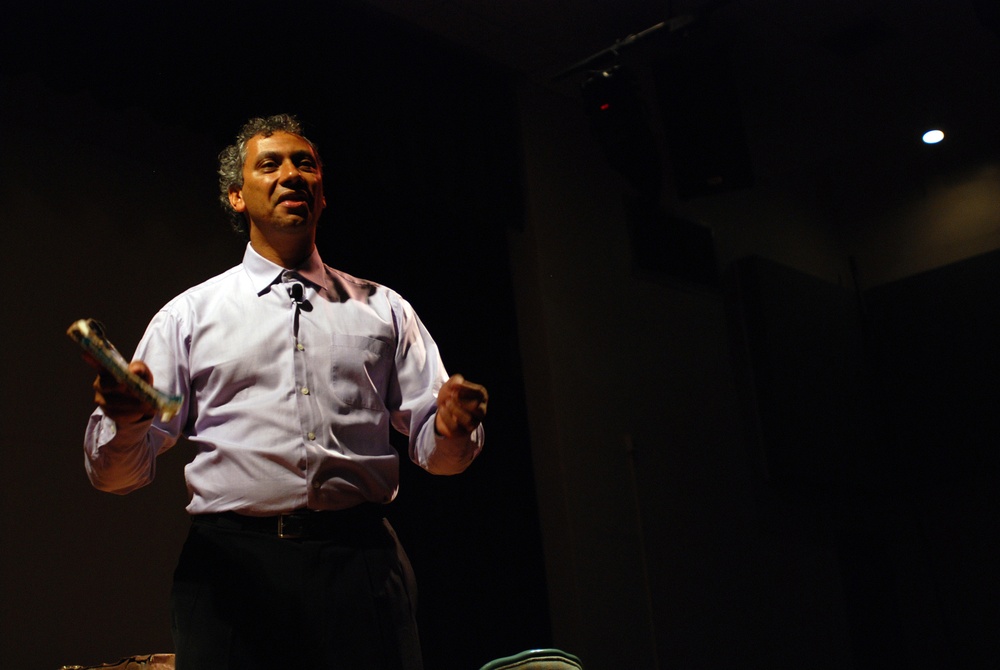 Motivational Speaker Neal Petersen