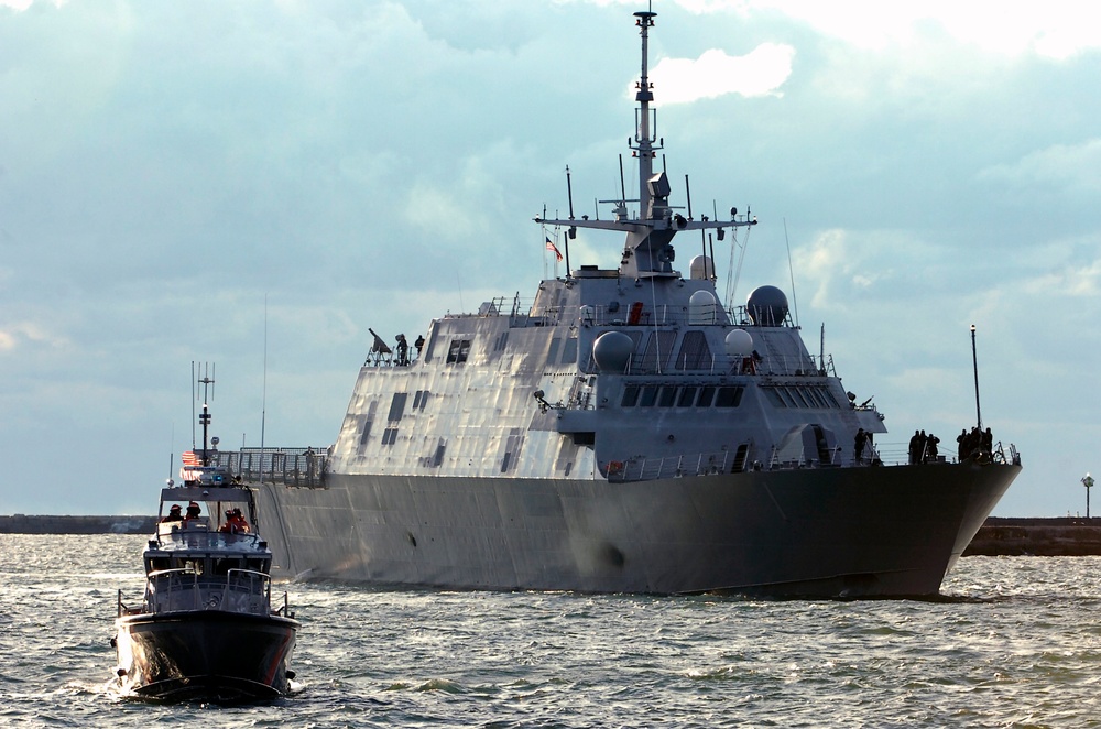 USS Freedom in Buffalo