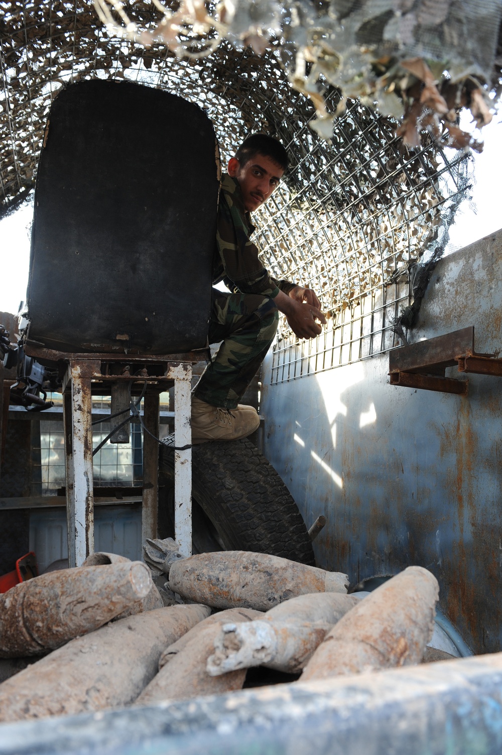 Iraqi Police Find Mortars