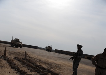 Iraqi Police Find Mortars