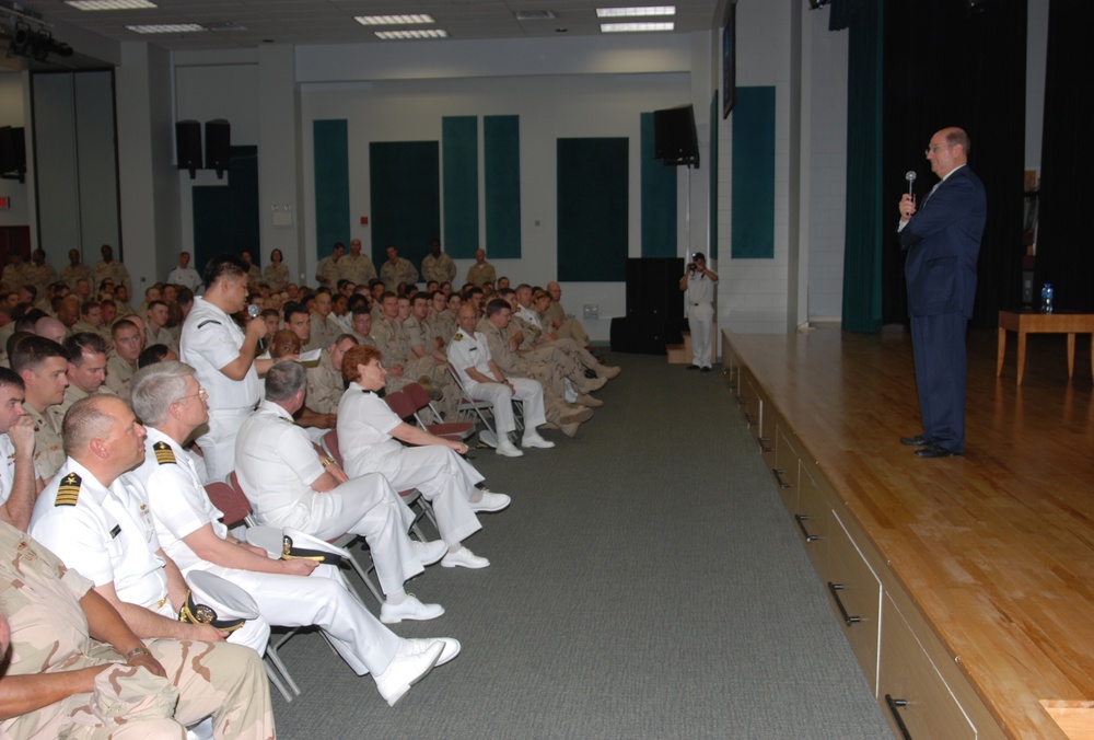 Secretary of the Navy visits Bahrain