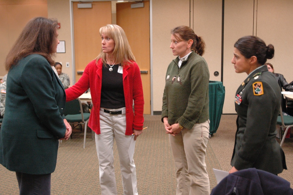 4th Sustainment Brigade Conducts Casualty Notification Drill