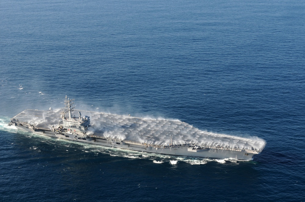 Scrub exercise concludes USS Ronald Reagan's air fly-off
