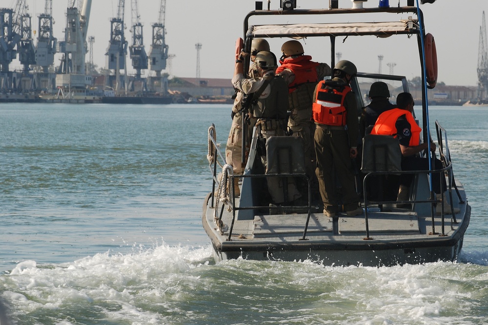 River patrol in Basra