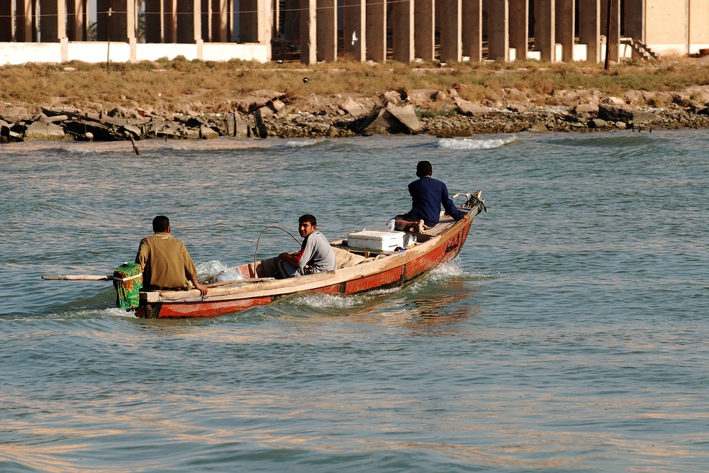 River patrol in Basra