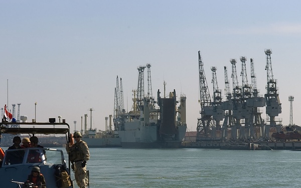 River patrol in Basra
