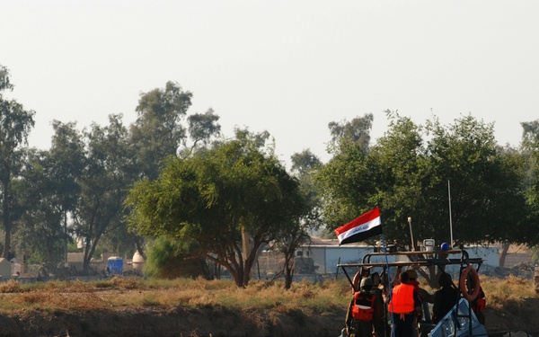 River patrol in Basra