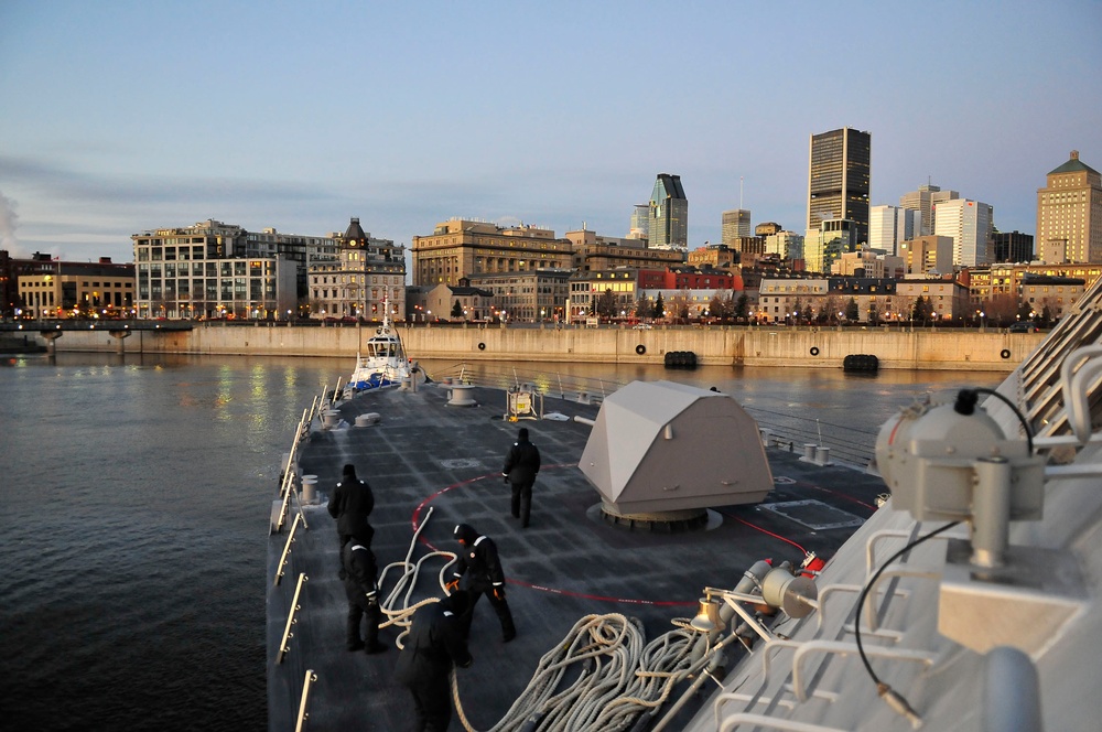 Secretary of the Navy's Visit Aboard Freedom
