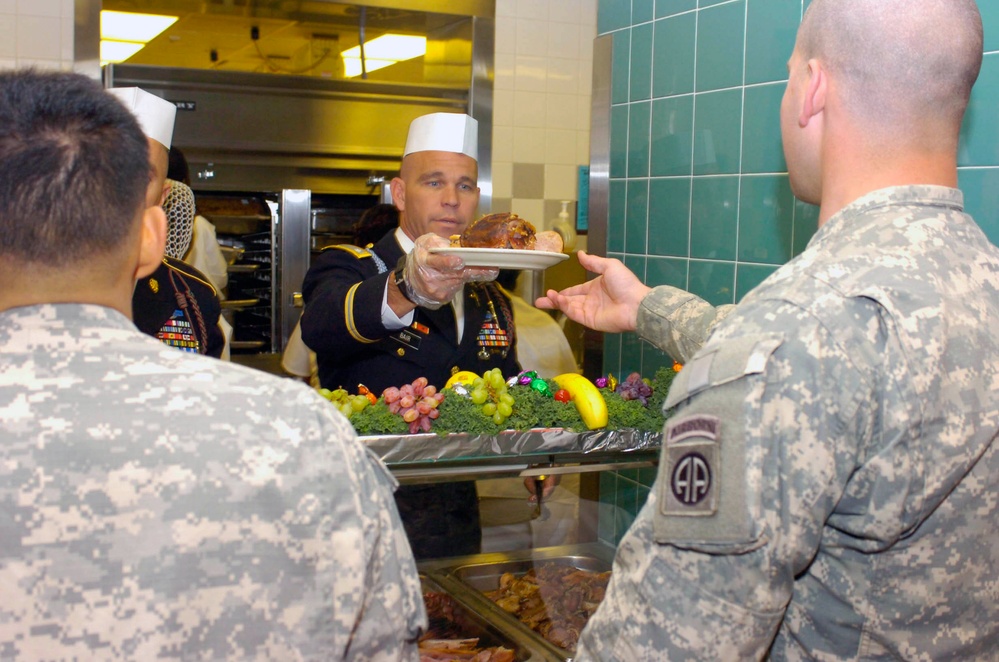 Senior Leaders Serving Thanksgiving Meal to 3rd Brigade Combat Team, 82nd Airborne Paratroopers