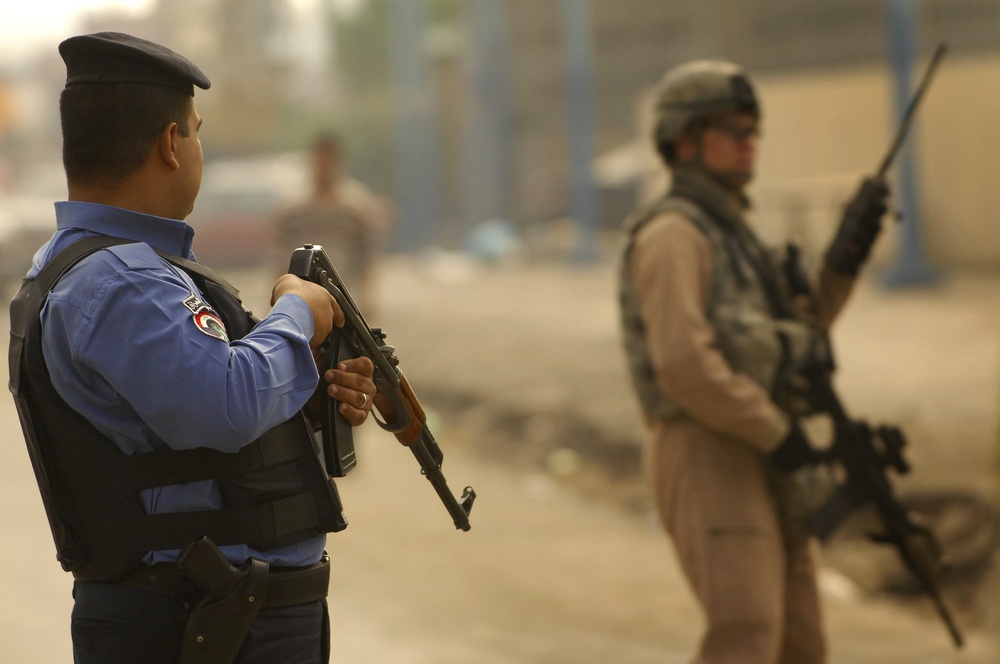 DVIDS - Images - U.S. Air Force Walking Patrol in Baghdad [Image 8 of 65]