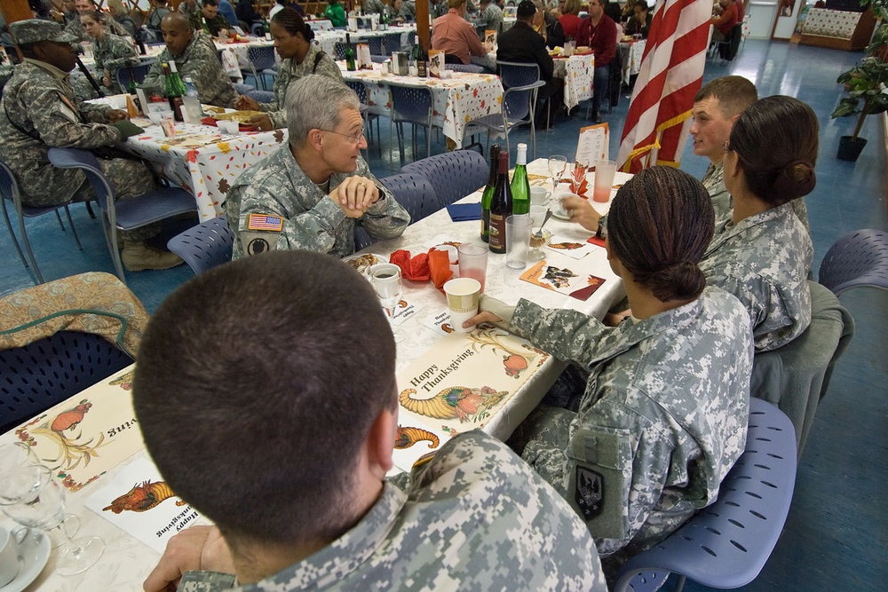 General Craddock visits Kosovo Forces for Thanksgiving Dinner