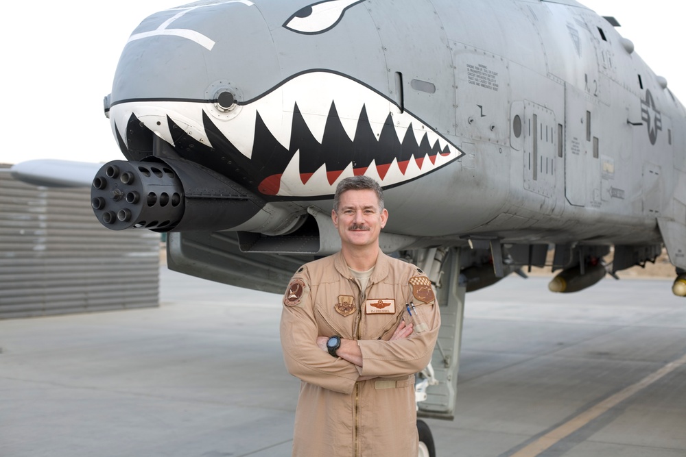 Pilot Surpasses 3,000 Hours in A-10 Thunderbolt