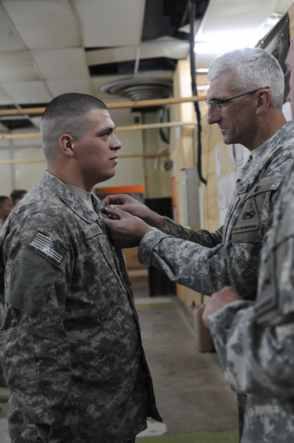 Maj. Gen. Mark Hertling visits on Thanksgiving