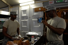 Cooking for buddies helps Soldiers beat blues