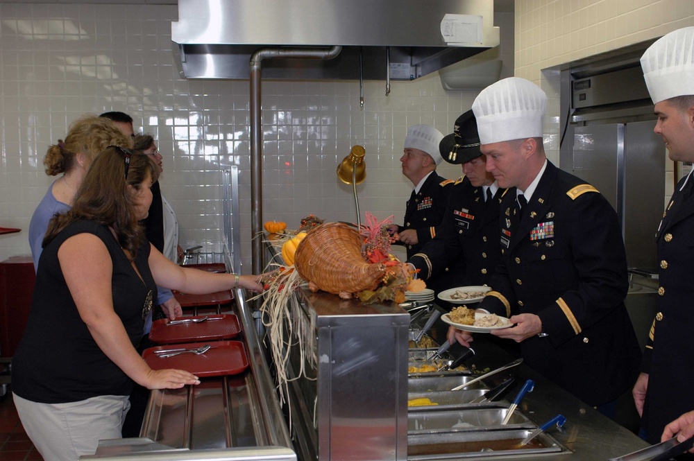 'Wings of Lightning' Inn opens its doors for Thanksgiving