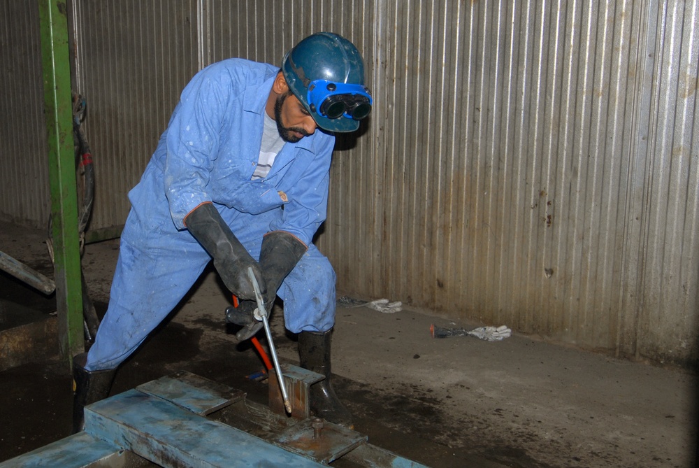 Army Corps of Engineers visits construction sites