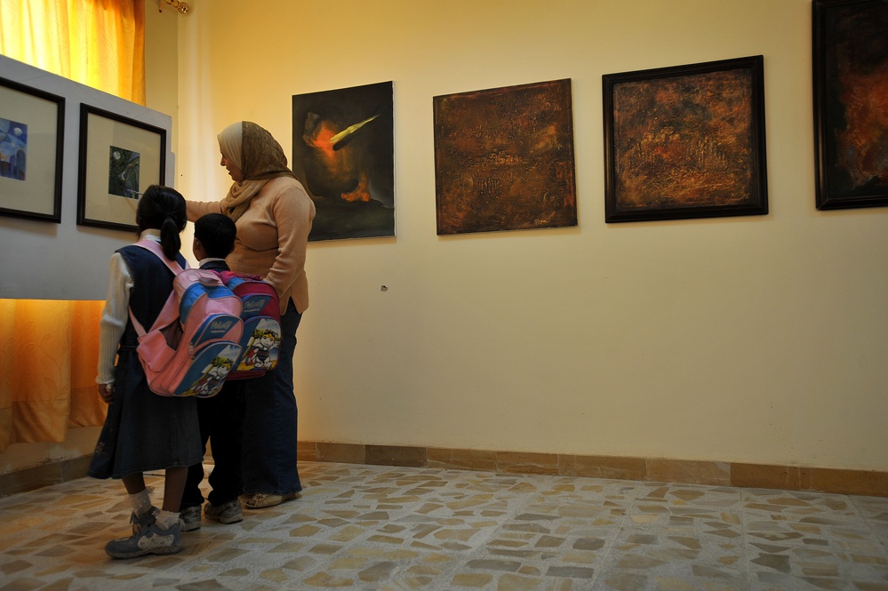 Art show opens in Baghdad