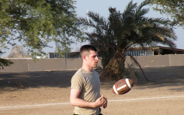 Soldiers throw down during inaugural 'Turkey Bowl'