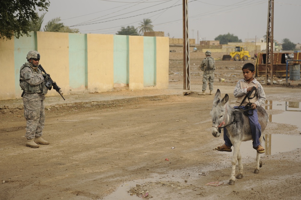 Cordon and knock operations in Afak, Iraq