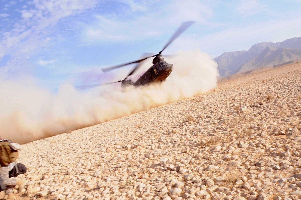 Task Force Eagle Assault patrols skies above southern Afghanistan