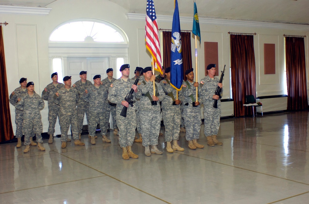 62nd Civil Support Team welcomes new commander, unveils new insignia