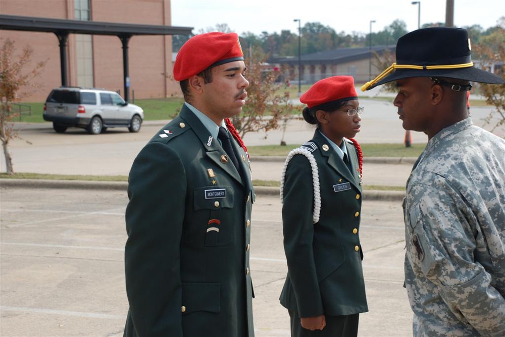 National Guard Soldiers take part in drill meet