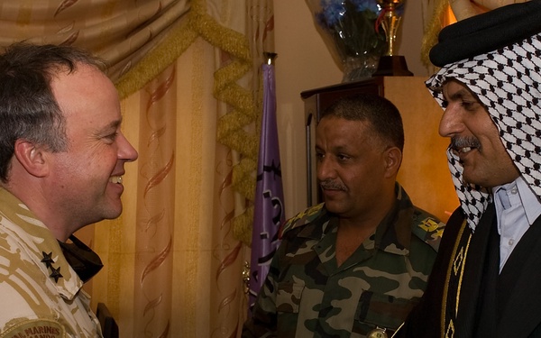 U.K. Maj. Gen. Andy Salmon visits Basra