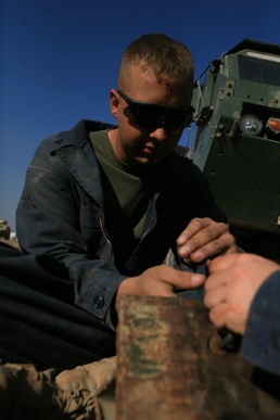 Combat Logistics Battalion 5 hits the ground running : New move ensures success for Iraqis