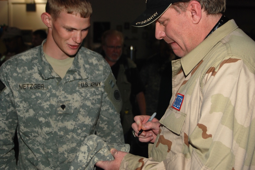 Curt Schilling Visits Camp Arifjan