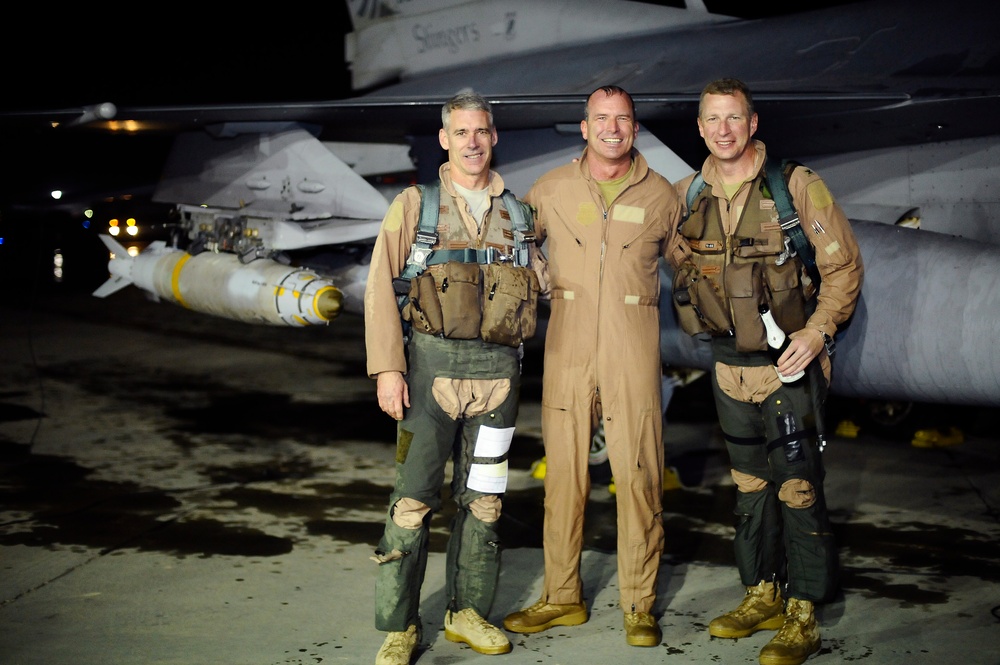 332nd Air Expeditionary Wing Commanders Reach 3,000th F-16 Flying Hour