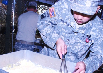 Cajun cooks crank it out for Connelly competition