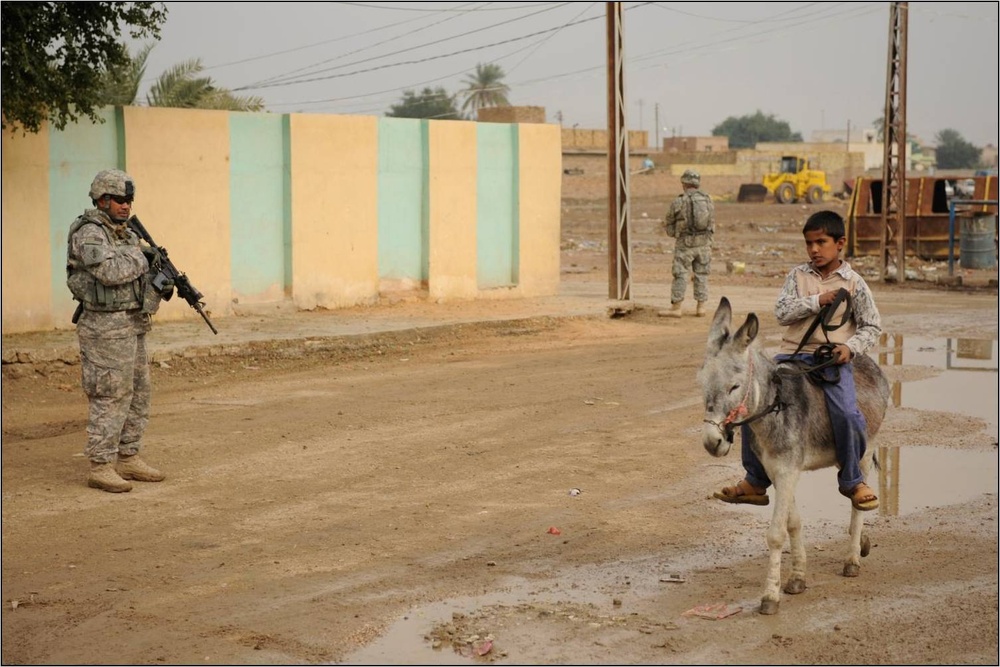 Iraqi Army lead joint quality of life assessment patrol in Afak