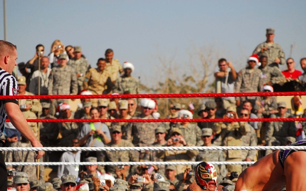 WWE's Tribute to the Troops lays the smack down on Camp Victory