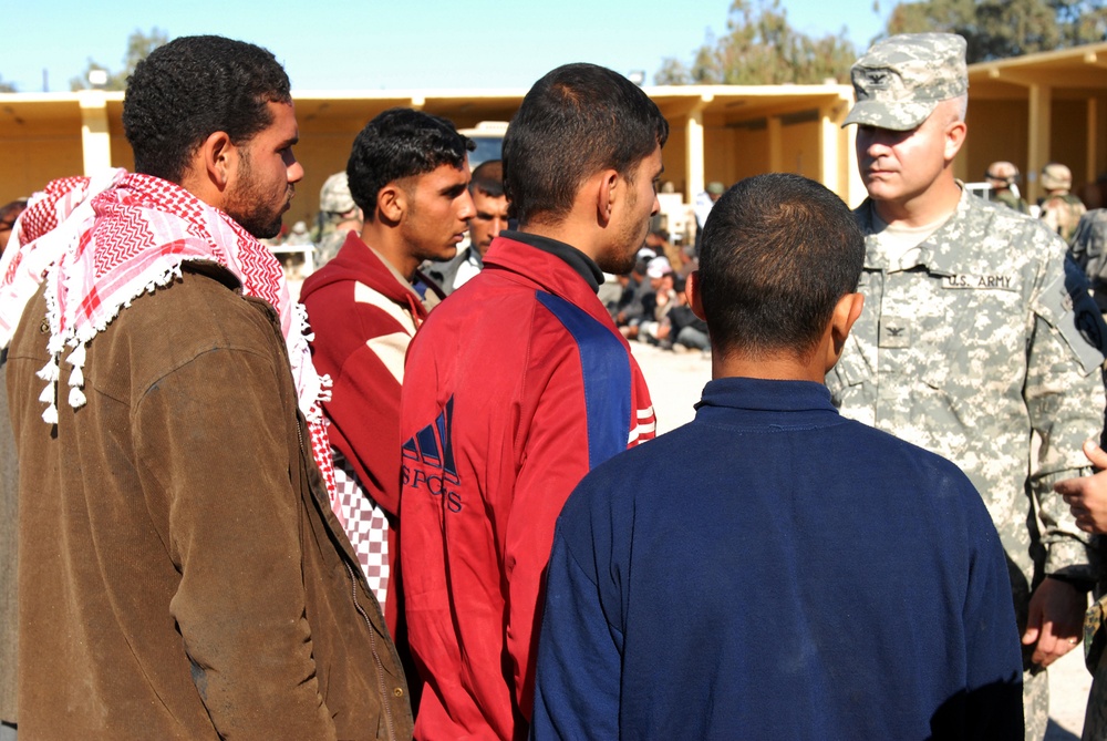 Sons of Iraq registration kicks off in Diyala