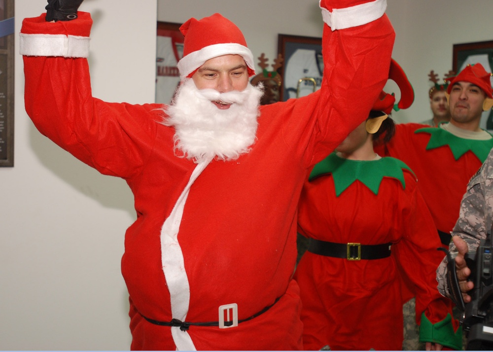 Christmas tree lighting ceremony brightens spirits of Multi-National Division – Baghdad Soldiers