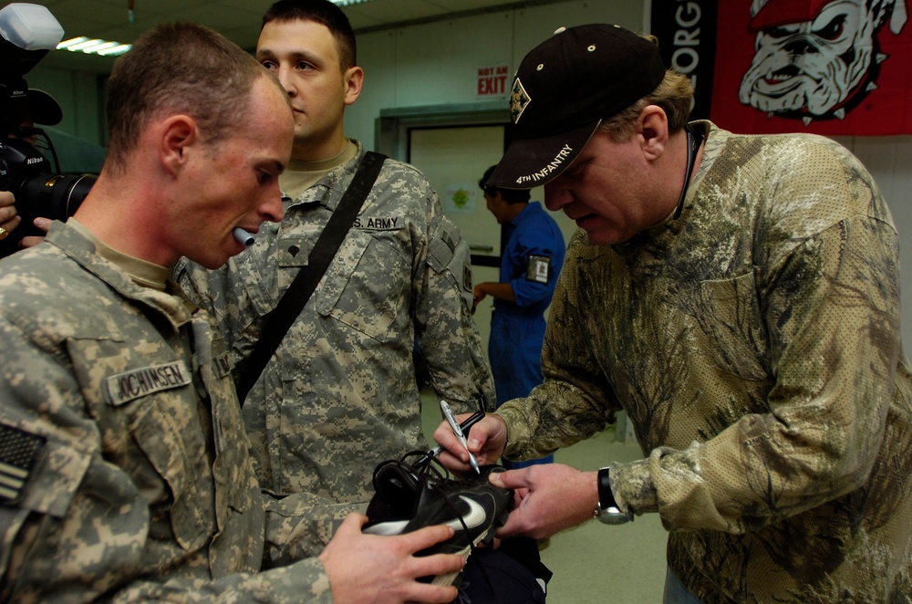 Red Sox pitcher visits Striker Soldiers at Forward Operating Base War Eagle